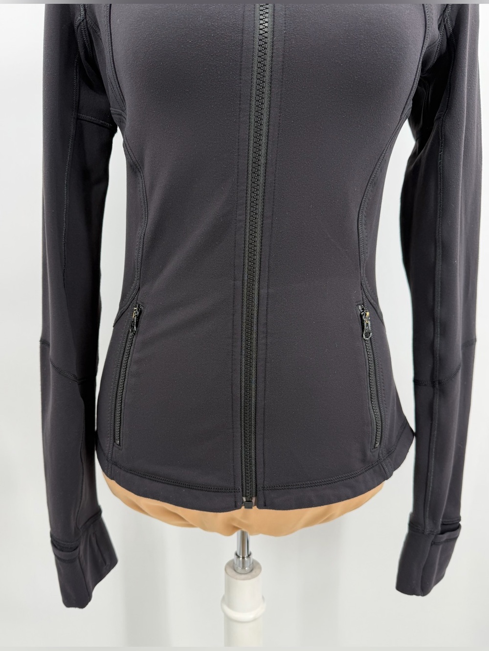 Lululemon Forme Jacket Black Full Zip Thumbholes Size 6 athleisure yoga Pilates - Picture 8 of 14